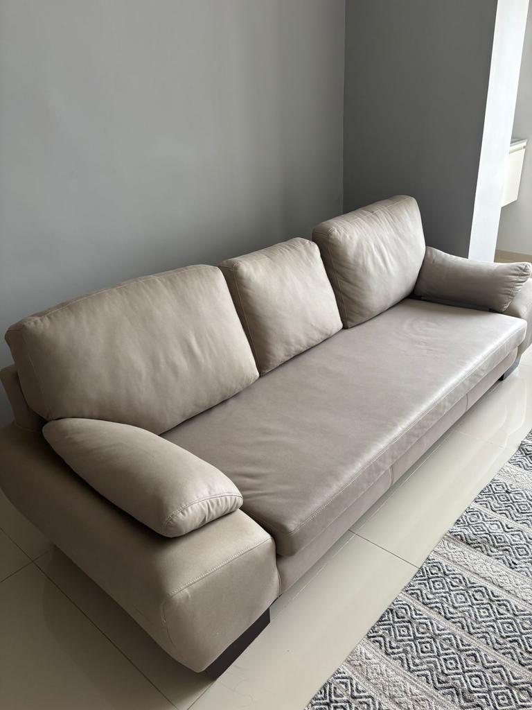 Sofá #999