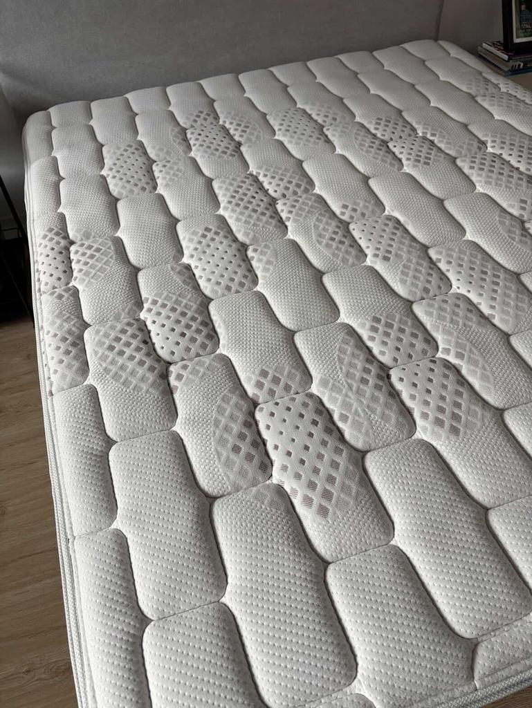 Cama Queen #1109