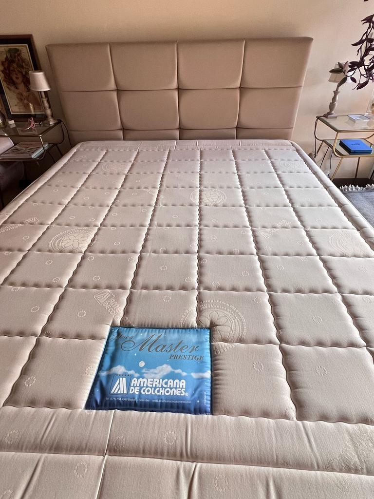 Cama y colchón #788